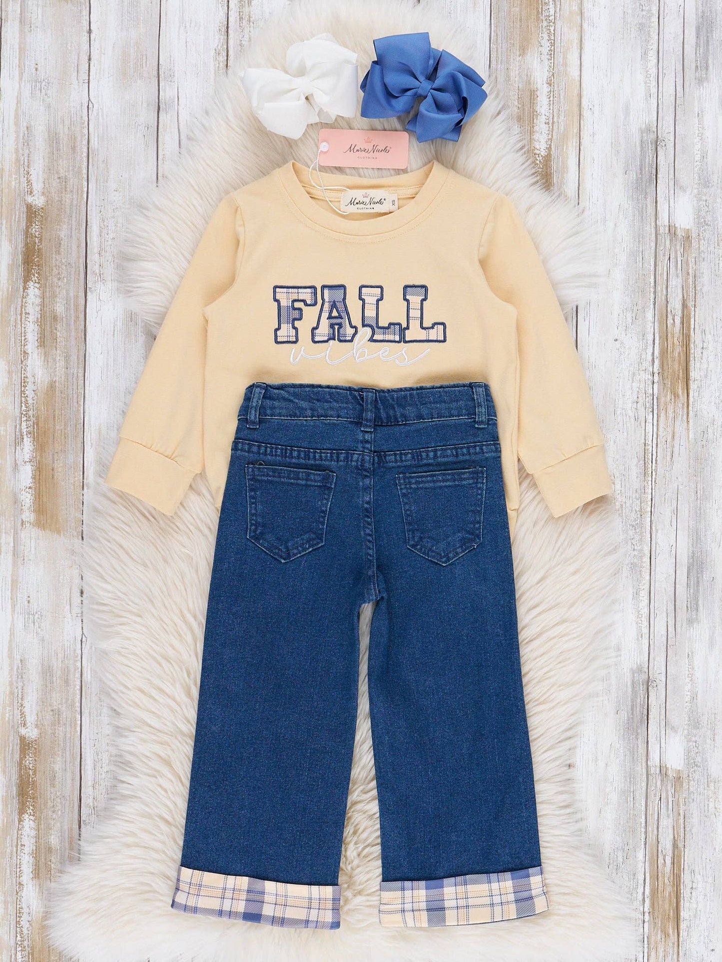 Plaid "Fall Vibes" Denim Outfit